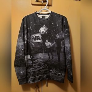 Mens xs FUN crewneck sweater
